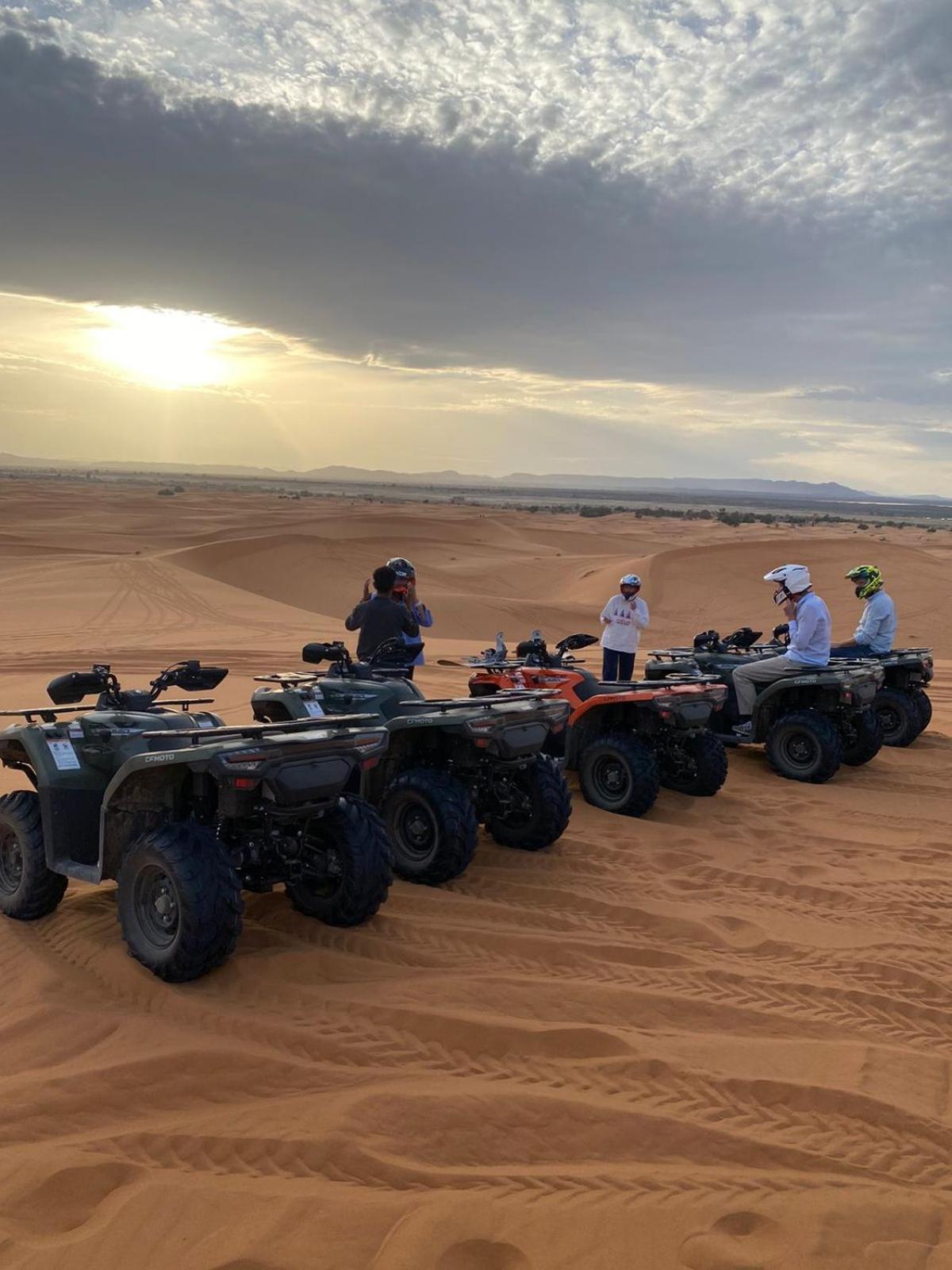 Hassan Luxury Camp Merzouga Buitenkant foto